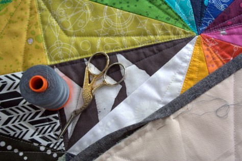 alison glass prismatic medallion quilt binding