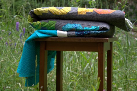 make modern quilt peek