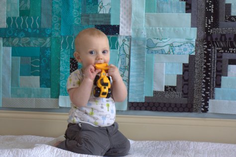 finn 9 month milestone quilt photo shoot