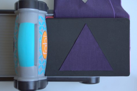 sizzix fabi equilateral triangle oakshott vesuvius quilt tutorial