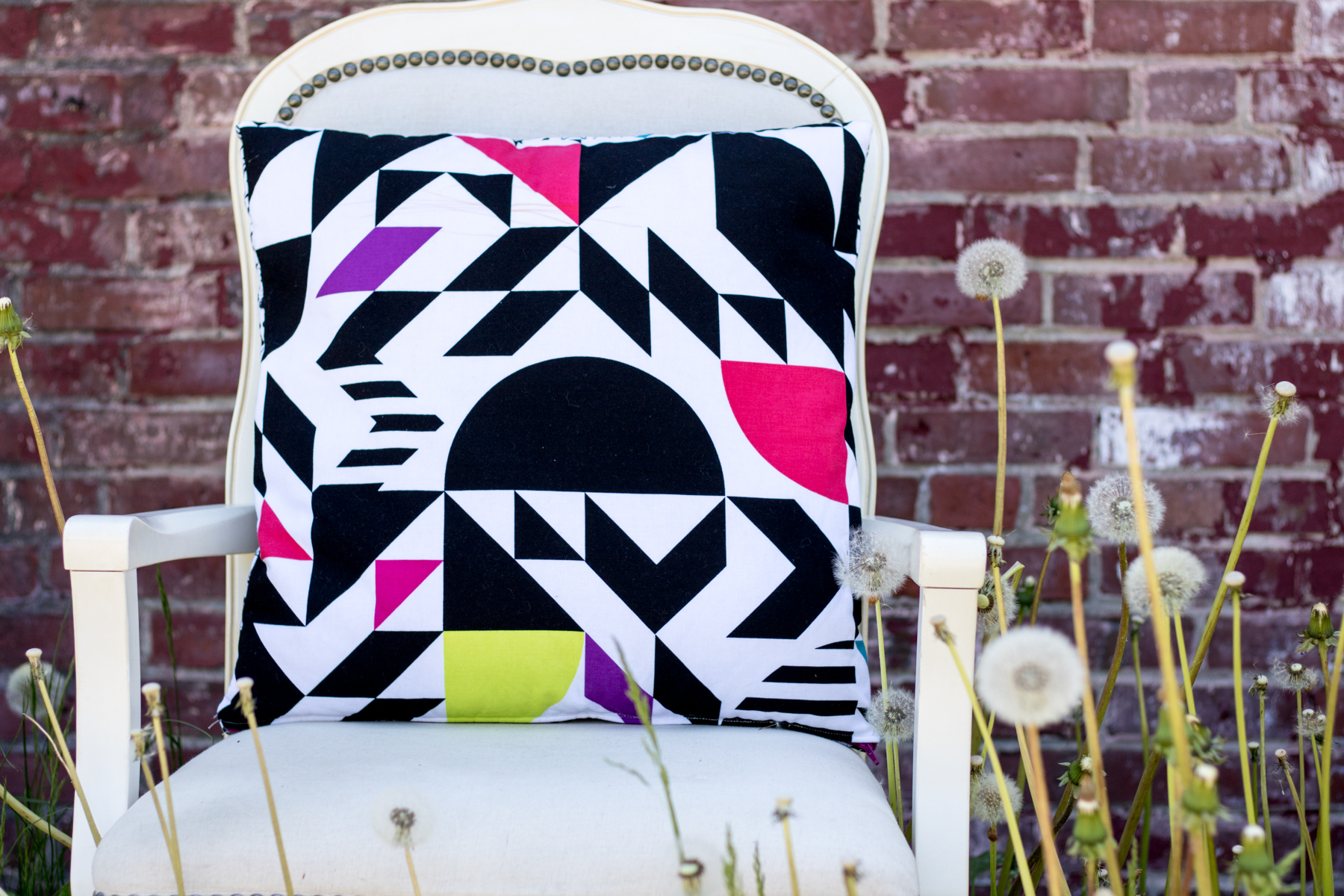 libs elliott arrow point path pillow gift back